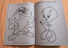 Looney Tunes Jumbo Coloring & Activity Book with Tear & Share Pages 🆕🆓 ship!