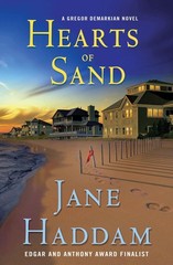 Hearts of Sand: A Gregor Demarkian Novel