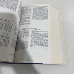 Eight Translation New Testament Tyndale (1980 4th Printing Hardcover)