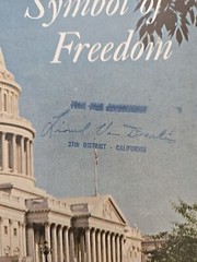 VTG The Capitol Symbol Of Freedom Book 120 Pages 10.5″ X 14″ Pictorial History