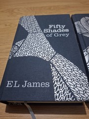 SIGNED COLLECTOR’S SET – Fifty Shades Trilogy by E L James (2012 Hardcovers)
