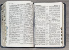 RARE 1963 Compact Harper BLUE MOROCCO Leather KJV Bible Eyre Spottiswoode 2400X