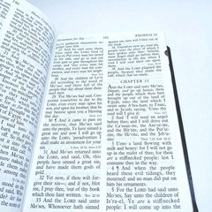 1996 HOLMAN SUPER GIANT HOLY BIBLE Imitation Black Leather Conc & Maps