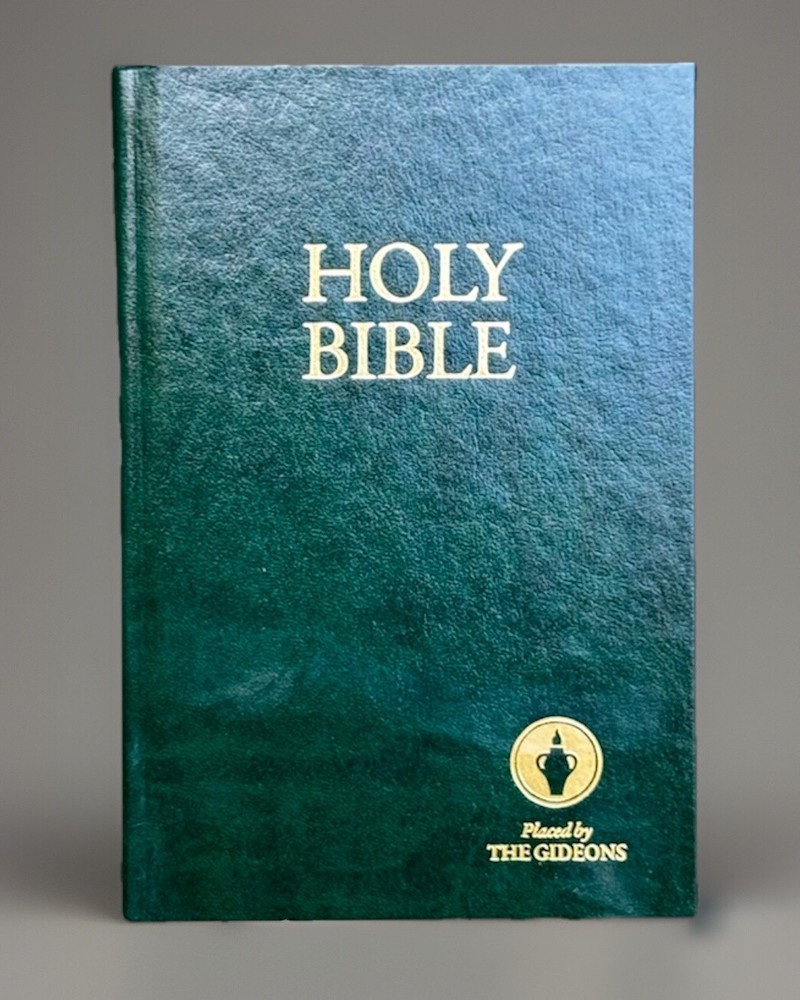 Holy Bible ESV Old & New Testaments Edition 2016 Placed by the Gideons, Green