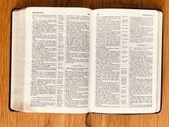 Holy Bible – KJV – Crown Reference Edition – Feora Bonded Leather – Holman 1985