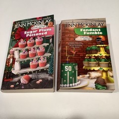 Jenn McKinlay books 3 standalone, 2 Cupcake Bakery Mystery, 3 Bluff Point