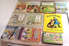 LOT OF 31 BOOKS FOR CHILDREN / KIDS / TODDLER / BABIES / PRESCHOOL / DAYCARE