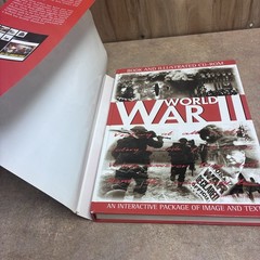 1989 World War II Hardback Book 400 Pages Featuring Over 1,350 Military Photos
