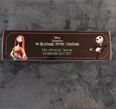 Tim Burton’s The Nightmare Before Christmas: The Official Cookbook Gift Set