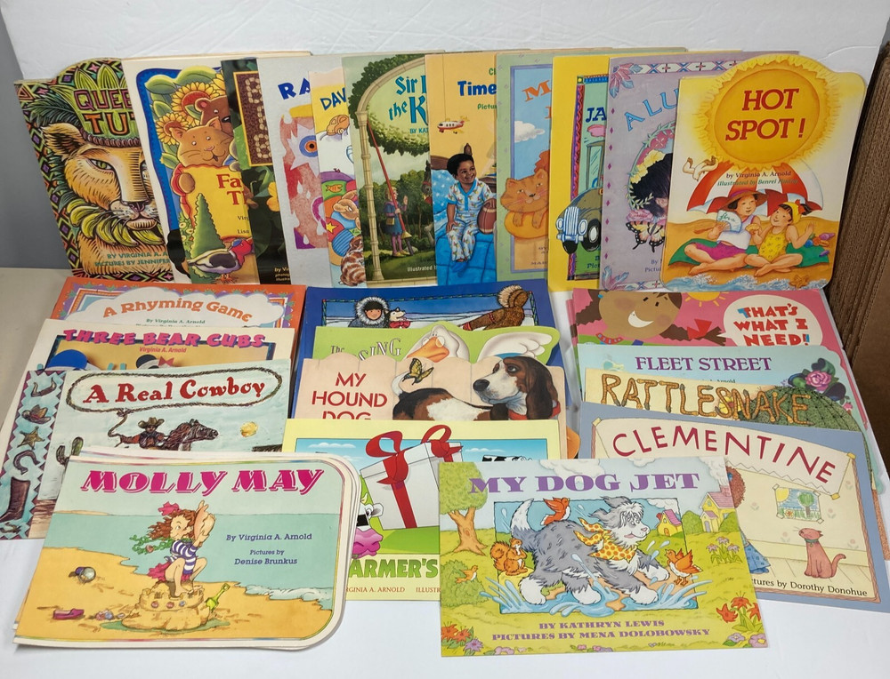 Lot Of 23 Early Reader Phonics Skill Paperback Single Copies Homeschool Tutoring