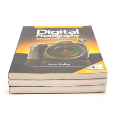 Digital Photography Volumes 1, 2, and 3 – Scott Kelby – Free Shipping