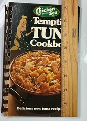 Tempting Tuna Cookbook 1976 Chicken Of The Sea 128 pages VTG