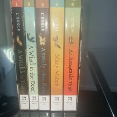 A Wrinkle in Time Quintet by L’Engle (Paperback, Square Fish)