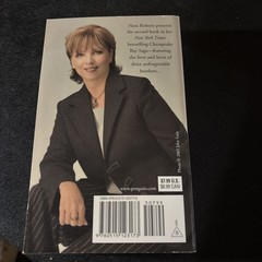 1998 „Rising Tides” Book by Nora Roberts – Used, 342 Pages, Paperback