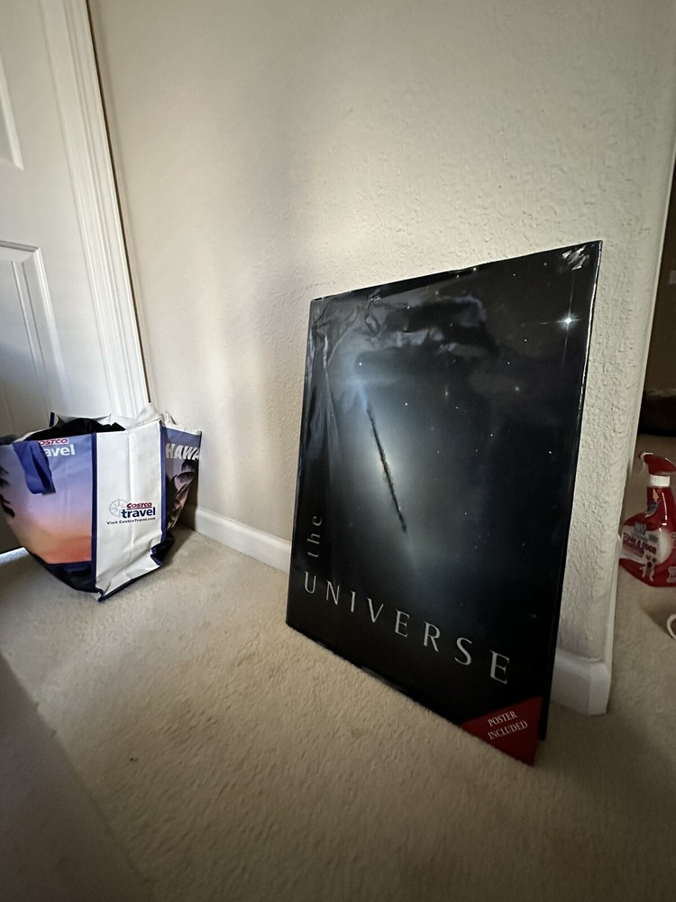 The Universe Giant Book – 16 13/16 x 23 3/4 inches