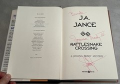 JA Jance Signed Rattlesnake Crossing 1st Edition HC DJ Joanna Brady Mystery