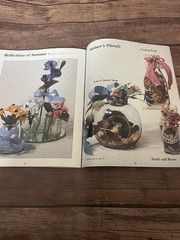 The Book of Beautiful BOTTLES Booklet Betsye Yates PLAID Inc 24 Pages Crafting