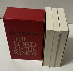 J.R.R. Tolkien The Lord of the Rings Red Box Set Vintage 1978 3 Paperback VG+