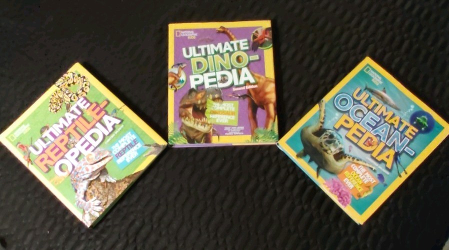 Set Of 3 National Geographic Kids Ultimate Books Dino, Reptile, And Ocean.