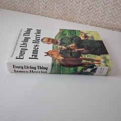 Every Living Thing James Herriot StMartinsPress Green HC DJ 1st Edition 1992 USA
