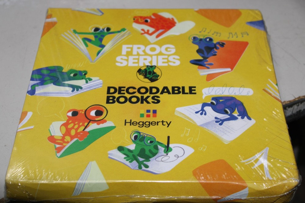 Set of 8 Heggerty Decodable Books: Frog Series Grade 1 (SKU #410421-H) PKG Blem