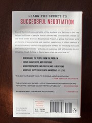 Getting to Yes: Negotiating Agreement Without Giving in Paperback