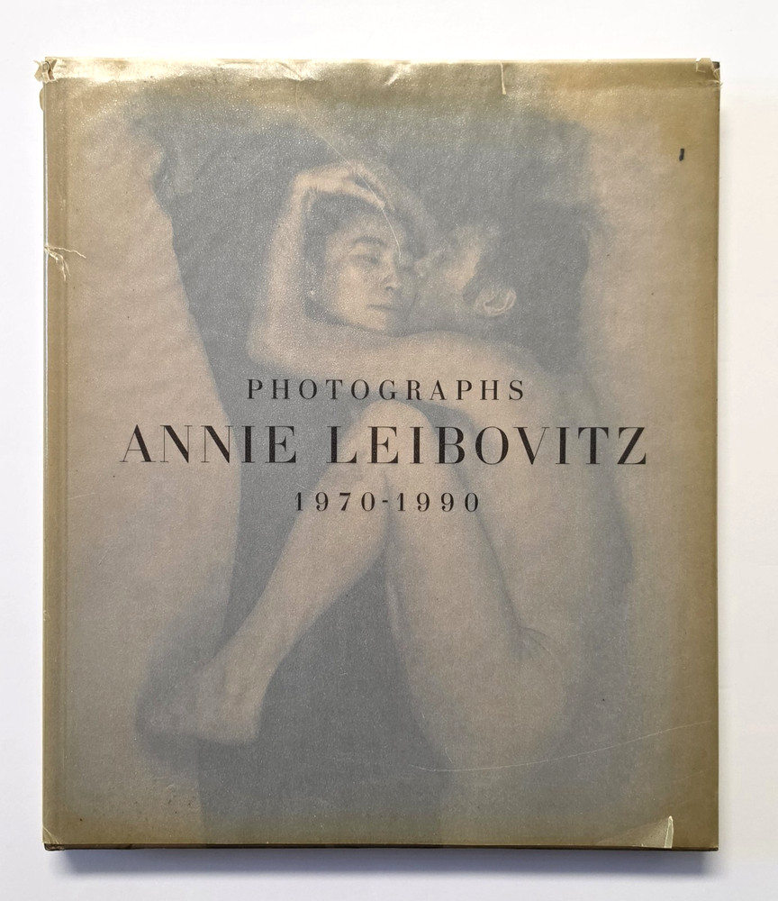 Annie Leibovitz: Photographs 1970-1990 First Editon Harcover Book Dust Cover
