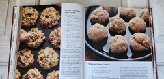 Cooking Club America Ultimate Cookies & Bars hardcover cookbook 2007 255 pages
