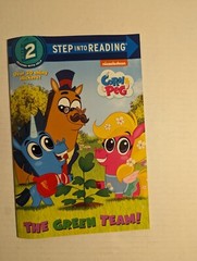 Step into Reading Ser.: The Green Team! (Corn and Peg) by Lauren Clauss…