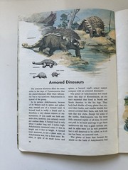 Vintage Golden Press Golden Exploring Earth Book Dinosaurs PB 1973 Illus