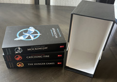 The Hunger Games : Trilogy 3 Boxed Set – Catching Fire – Mockingjay by Collins