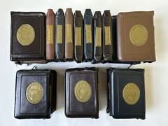 Holy Quran Arabic Pocket Size with Zipper Faux Leather 3.5”x 5.5”