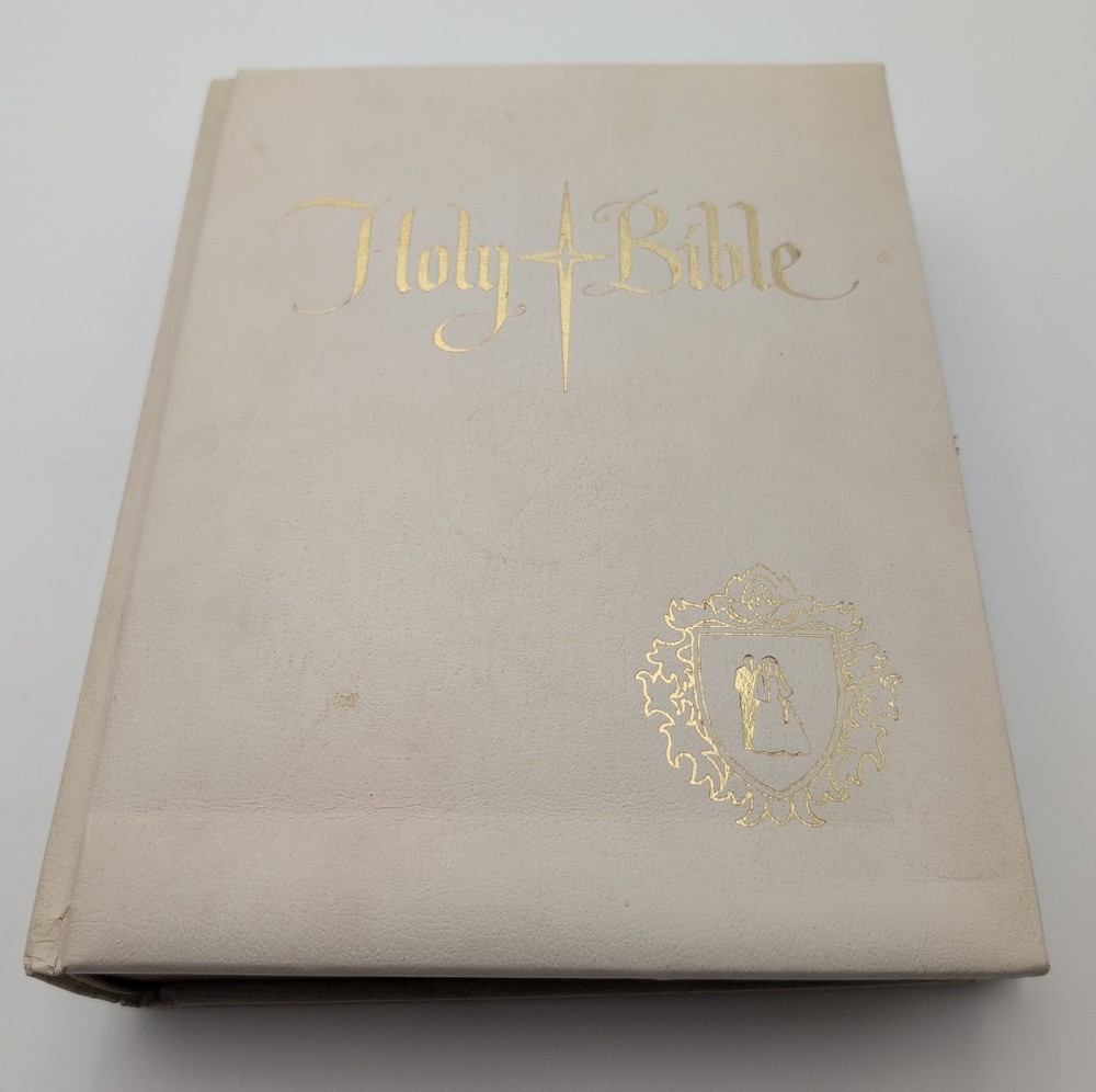 Vintage Large Holy Bible King James Version 1960 White Gold Edges HC Georgia