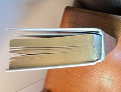 Holy Bible King James Version Our Family Bible 1971 White & Gold 11.5” Vintage