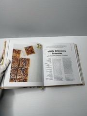 100 Cookies: the Baking Book for Every Kitchen with Classic Cookies Novel Treats
