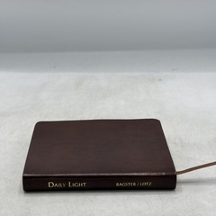 Daily Light – Tan (Leather / Fine Binding)