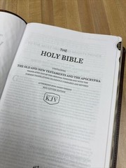 KJV Bible with APOCRYPHA | Thumb-indexed | Authorized King James Version