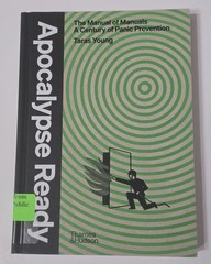 Taras Young, Apocalypse Ready: The Manual of Manuals, Hardcover, 2022, Thames &…