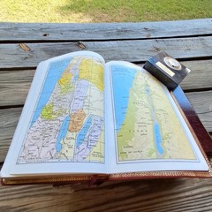 HOLY BIBLE ROYAL SOVEREIGN WORLD KJV BURGANDY GENUINE BONDED LEATHER RED LETTER