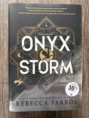 Onyx Storm (Standard Edition) by Rebecca Yarros (2025, Hardcover)