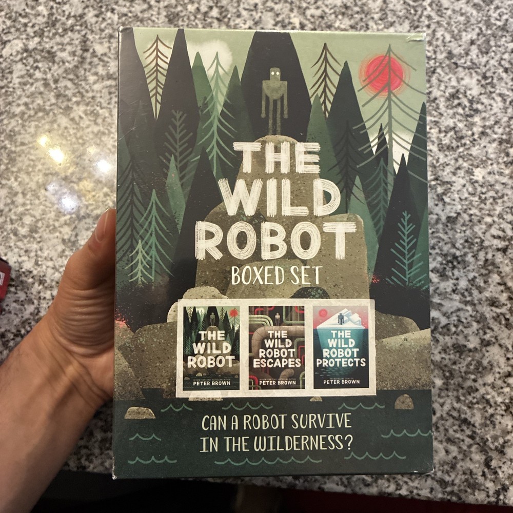 the wild robot boxed Set