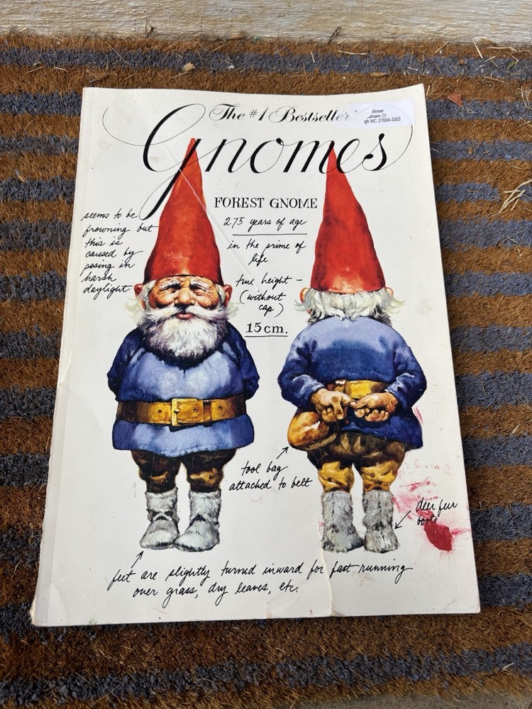 Gnomes #1 Best Seller Wil Huygen Illustrated Rien Poortvliet Trade PB