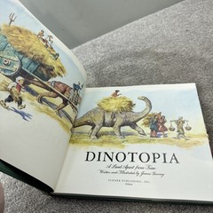 Dinotopia by James Gurney 1992 1st Edition HC DJ – Great Condition!