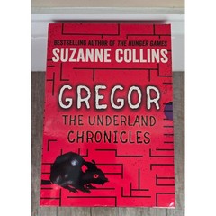 Suzanne Collins Gregor the Underland Chronicles 5 Book Box Set + Journal