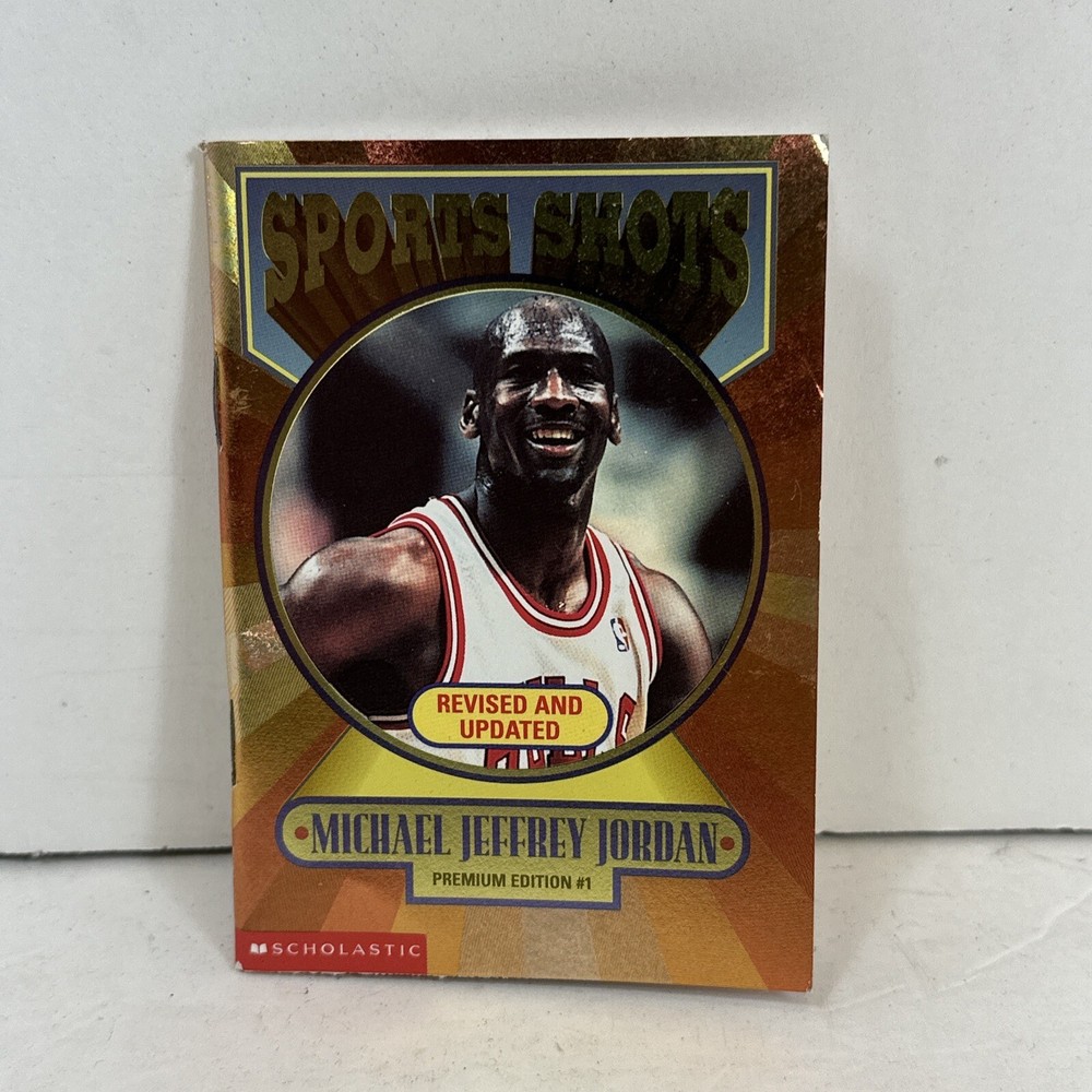 HOF MICHAEL JORDAN 1995 PREMIUM EDITION 44 PAGE 2.5 IN. BY 4 IN. BOOKLET #1