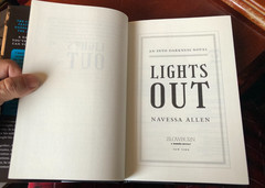 „Lights Out” by Navessa Allen – After Dark Edition – Signed HC 1st 2024-25