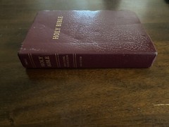 Tyndale Holy Bible New Living Translation Red Letter