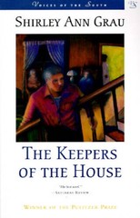 The Keepers of the House (Voices of the South) – Paperback – VERY GOOD