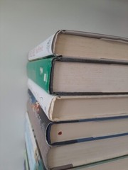 Danielle Steel HC Books Bigger Size 8.5 – 9.5 in Romantic novels Non Smoking