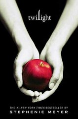 Twilight (The Twilight Saga, Book 1) – Paperback, by Meyer Stephenie – Good